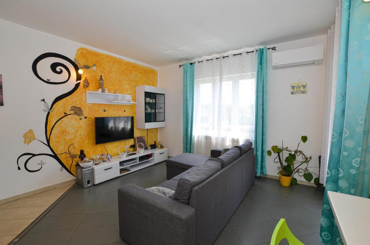 Noemi & Ana Apartment 罗维尼 外观 照片